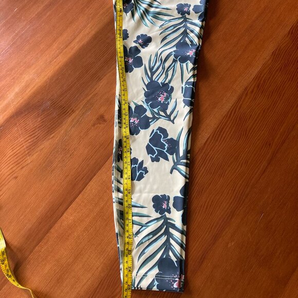NWT, BEYOND YOGA, Size M, Sunrise Yellow with floral print - Picture 2 of 6
